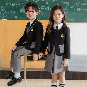 Đồng phục trường ueh