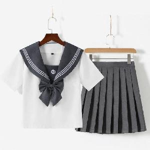 May đồng phục học sinh theo yêu cầu