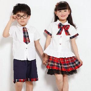 Đồng phục học sinh lớp 1