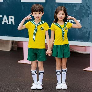 Quần áo học sinh