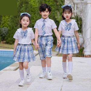 Quần áo thể dục học sinh