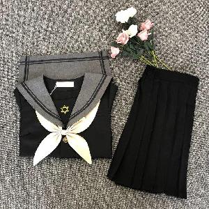 Đồng phục học sinh ở canada