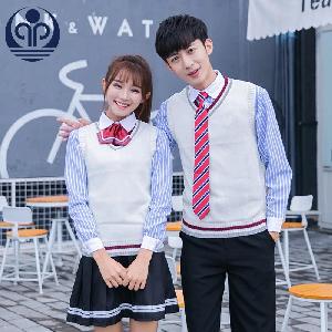 Đồng phục học sinh sinh viên