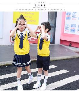 Đồng phục sinh viên đại học