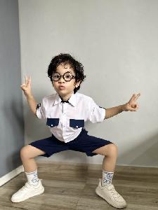 Đồng phục học sinh tiểu học quốc tế