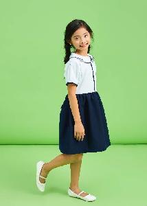 Đồng phục học sinh tiểu học dễ thương