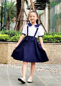 Đồng phục học sinh tiểu học vinschool màu đỏ