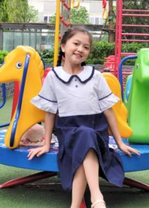 Đầm bé gái cổ sen nhún bèo đồng phục học sinh nữ