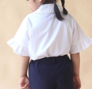 Áo sơ mi bé gái cổ sen phối ren tay xòe trắng kem đồng phục học sinh nữ