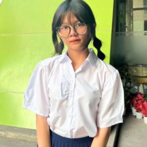 Áo sơ mi bé gái bèo ngực trắng kem đồng phục học sinh nữ