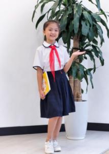 Áo cổ lá sen bé gái viền xanh đồng phục học sinh nữ